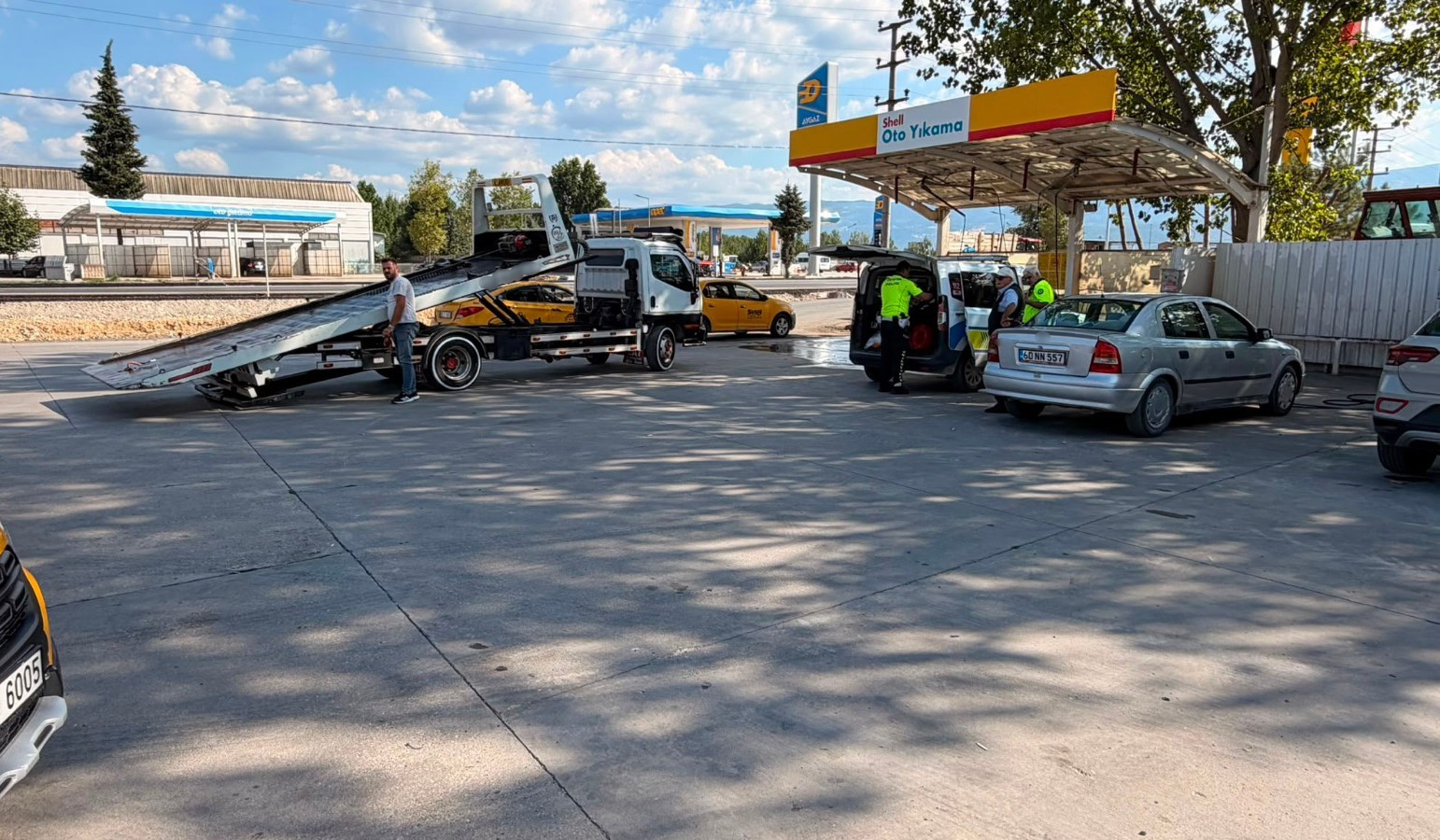 tokat-ta-korsan-tasimaciliga-100-bin-tl-ceza-arac-2-ay-trafikten-men-edildi