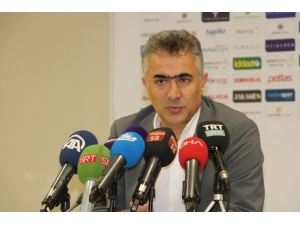 Mehmet Altıparmak: "Deplasmanda Kazanılan Bir Puan İyi"