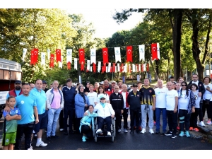 Kadıköylüler, ’Obeziteye Karşı Ritmi Yakala’ Etkinliğinde Buluştu