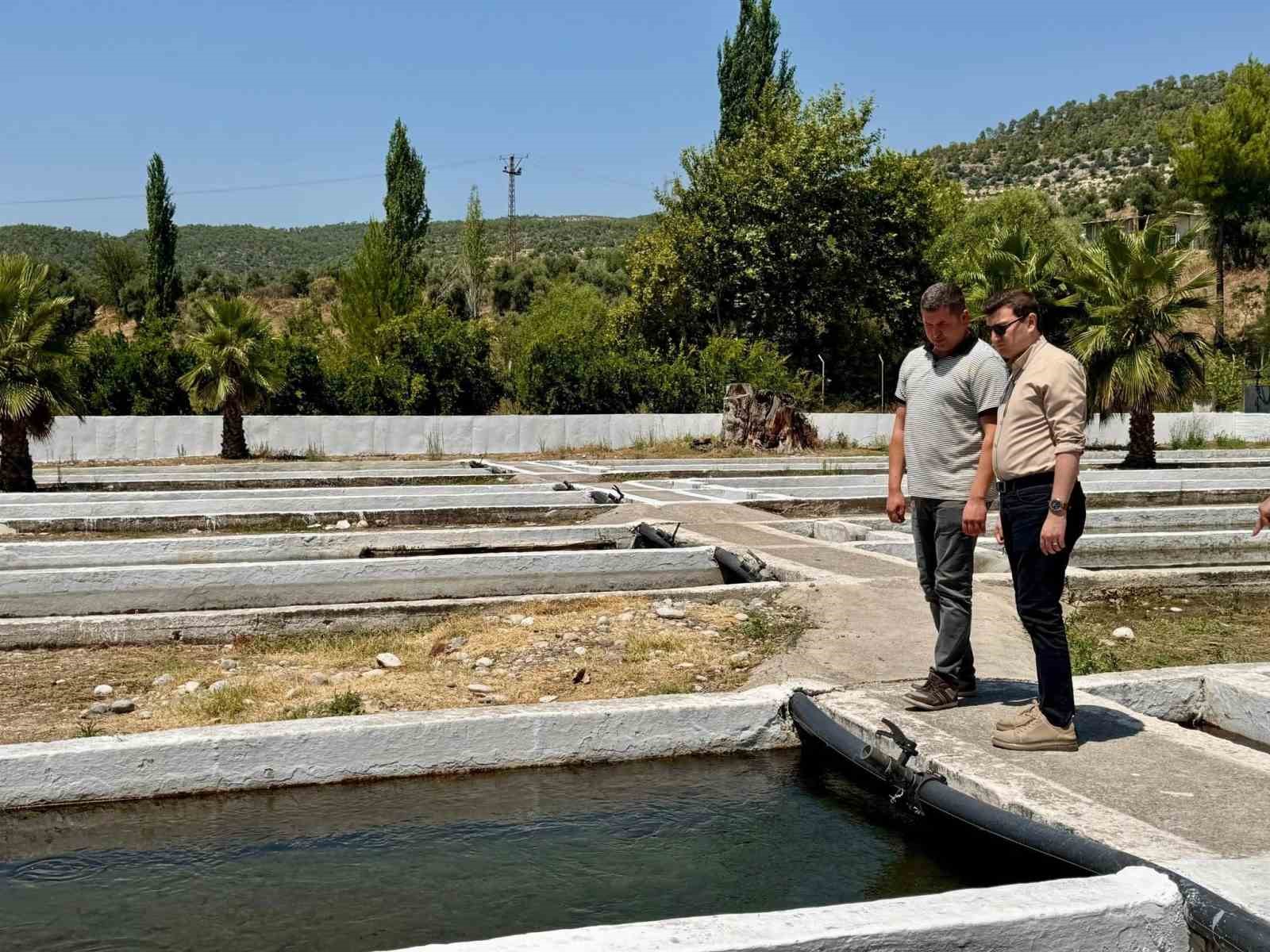 kaymakam-sozen-tarim-mudurlugu-ve-su-urunleri-isletmesinde-incelemelerde-bulundu