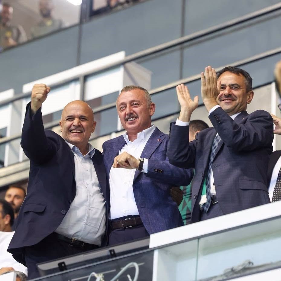 buyukakin-dan-galibiyet-tebrigi-her-hafta-daha-iyi-olacagiz