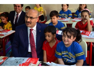 Adana’da 500 Bin Öğrenci Okula Döndü