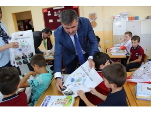 Kitaplar Devletten, Kırtasiye Malzemeleri Belediyeden