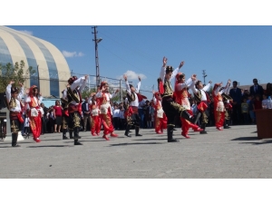 Tatvan’da 23 Bin Öğrenci Ders Başı Yaptı