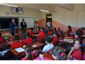 Edremit İlk Ders Zili Çaldı