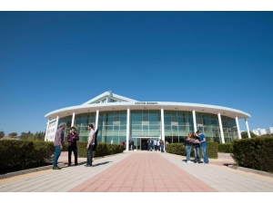 Öğrencilere Tüm Dünyada Staj İmkanı