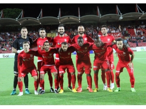 Spor Toto 1. Lig: Balıkesirspor Baltok: 0 Ümraniyespor: 0 (İlk Yarı)