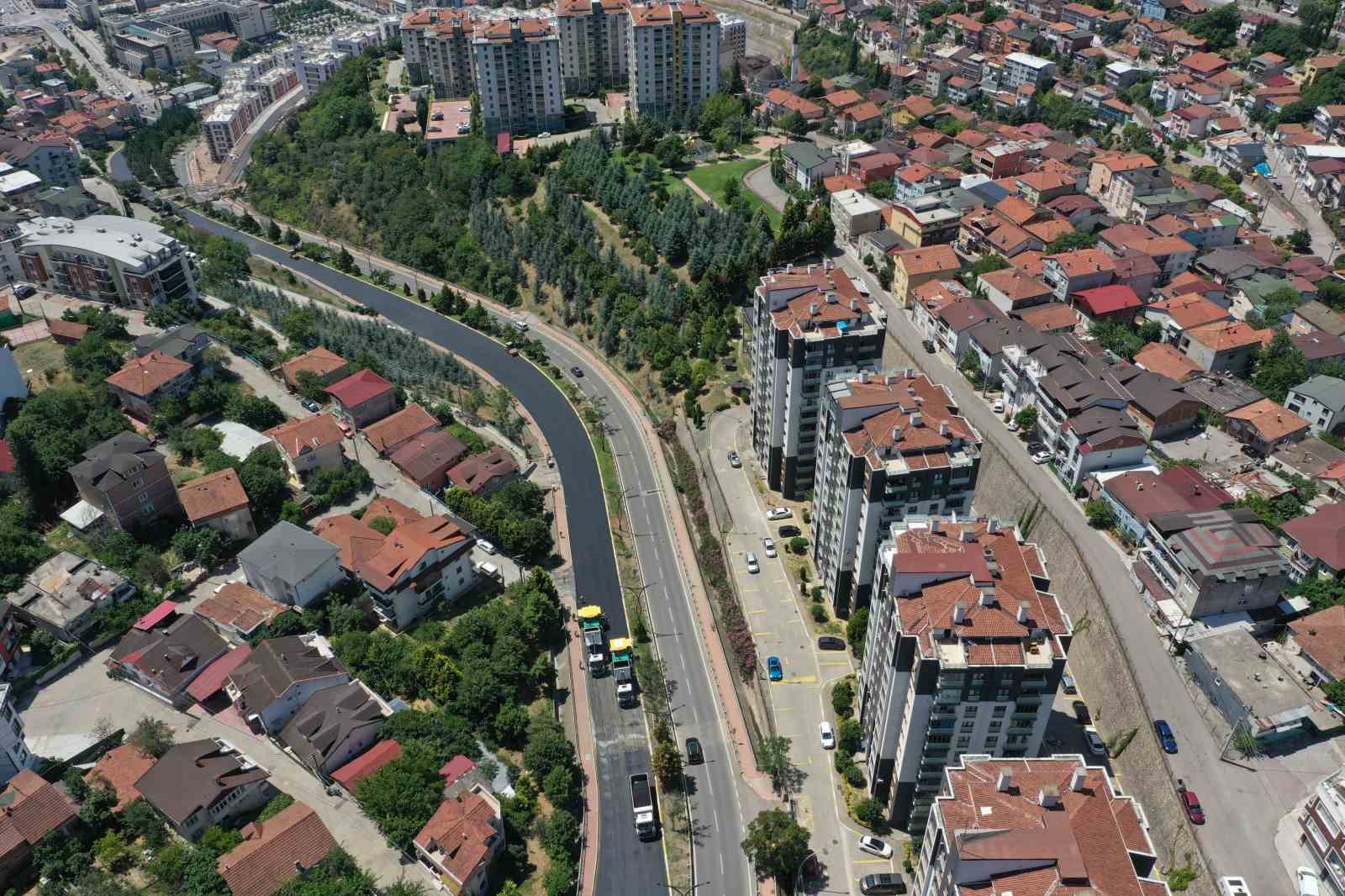 tosyali-nin-curuf-bazli-yuksek-performansli-asfalti-kocaeli-yollarinda