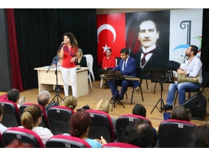 Bayraklı Yeni Yeteneklerini Seçti