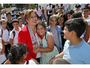Başkan Pekdaş’a Öğrencilerden Sevgi Seli