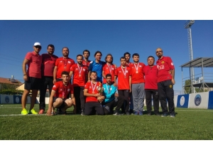 Eges Adeta Destan Yazdı