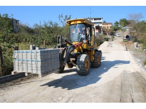 Yol Çalışmaları Son Hızla Devam Ediyor