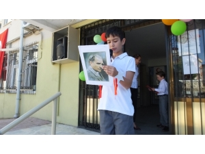 Burhaniye’de İlköğretim Haftası Coşkuyla Kutlandı