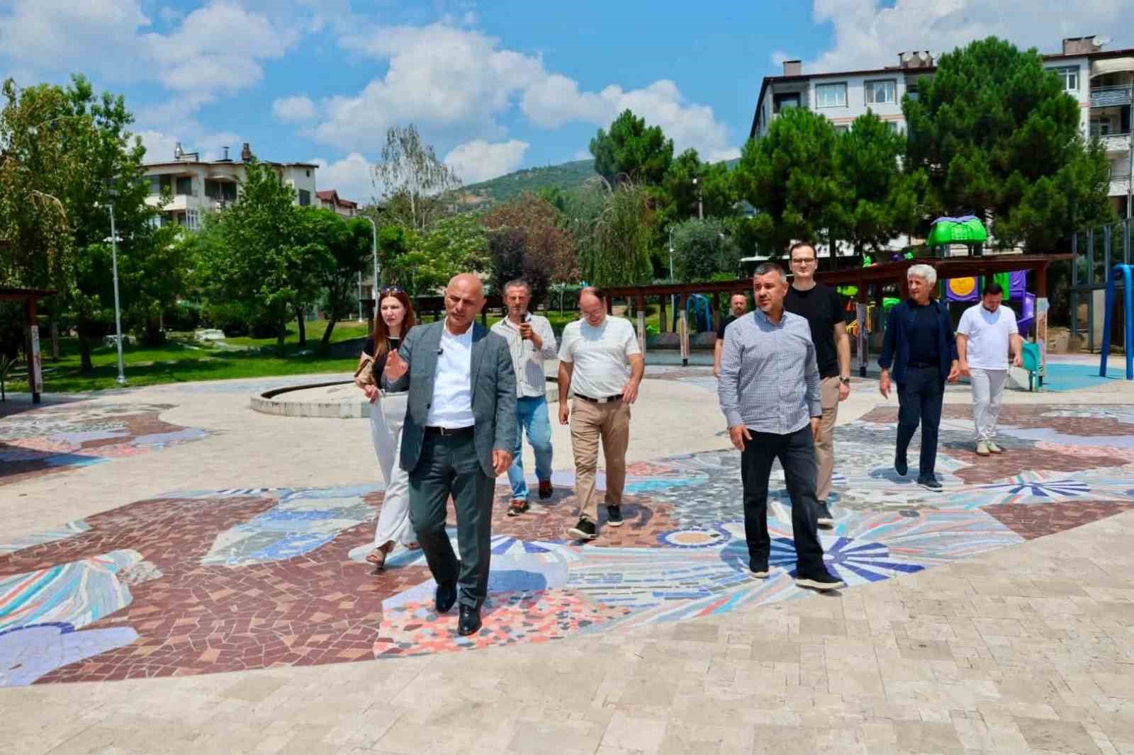 korfez-de-mehmet-akif-ersoy-caddesi-yenileniyor