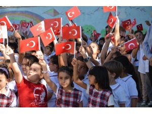 Edremit’te İlköğretim Haftası Coşkulu Bir Şekilde Kutlandı