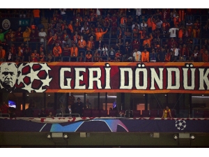 Uefa Şampiyonlar Ligi: Galatasaray: 1 - Lokomotiv Moskova: 0 (Maç Devam Ediyor)