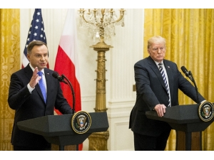 Polonya, Abd’den Ülkede Üst Kurmasını İstedi