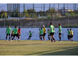 Osman Özköylü: "Takımı Toparlamaya Dönük Çalışmalar Yapıyoruz"