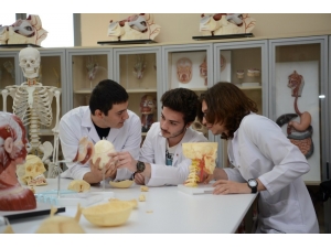 Uşak Üniversitesi Tıp Fakültesi’nden Bir İlk
