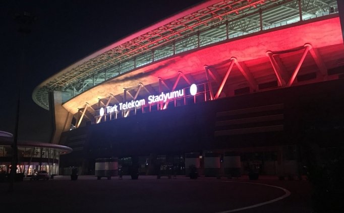 Galatasaray'ın Bilet Ve Gs Store'dan Kasasına Giren Para