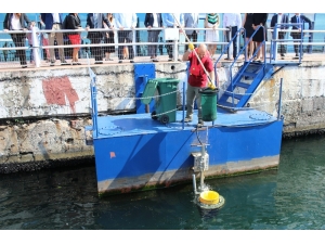 Yüzen Çöp Kutusu Denizlerde Çöp Toplayacak