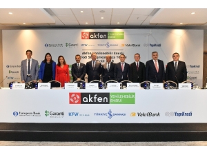 Türkiye’nin 5 Bölgesine 13 Rüzgar Ve Güneş Enerjisi Santrali Kuruluyor