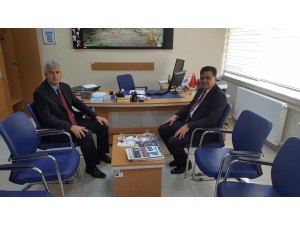 Başkan Yalçın, İlçe Tapu Müdürü Sungun İle Bir Araya Geldi