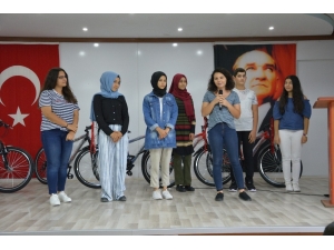 Honaz’da Dereceye Giren Öğrenciler Ödüllendirildi