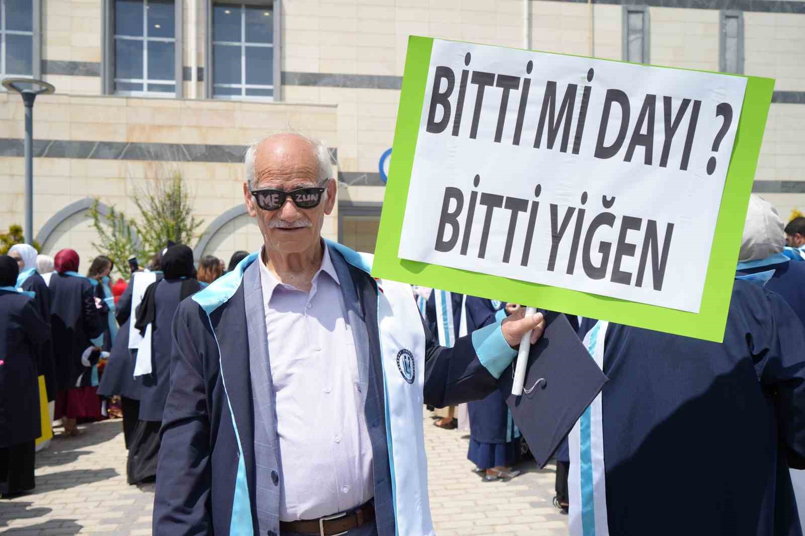 bayburt-ta-azmin-hikayesi-71-inde-basladigi-universiteden-75-yasinda-mezun-oldu