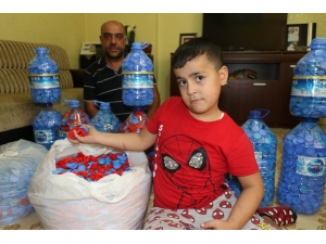 Yaşı Küçük Yüreği Büyük