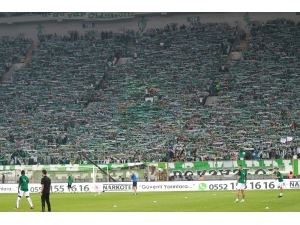 Bursaspor’da 18 Bin Kombine Satıldı