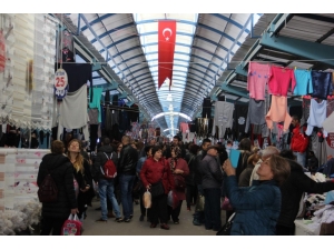 Oteller Yüzde 99 Seviyesinde, 3 Bin 300 Yatak Doldu