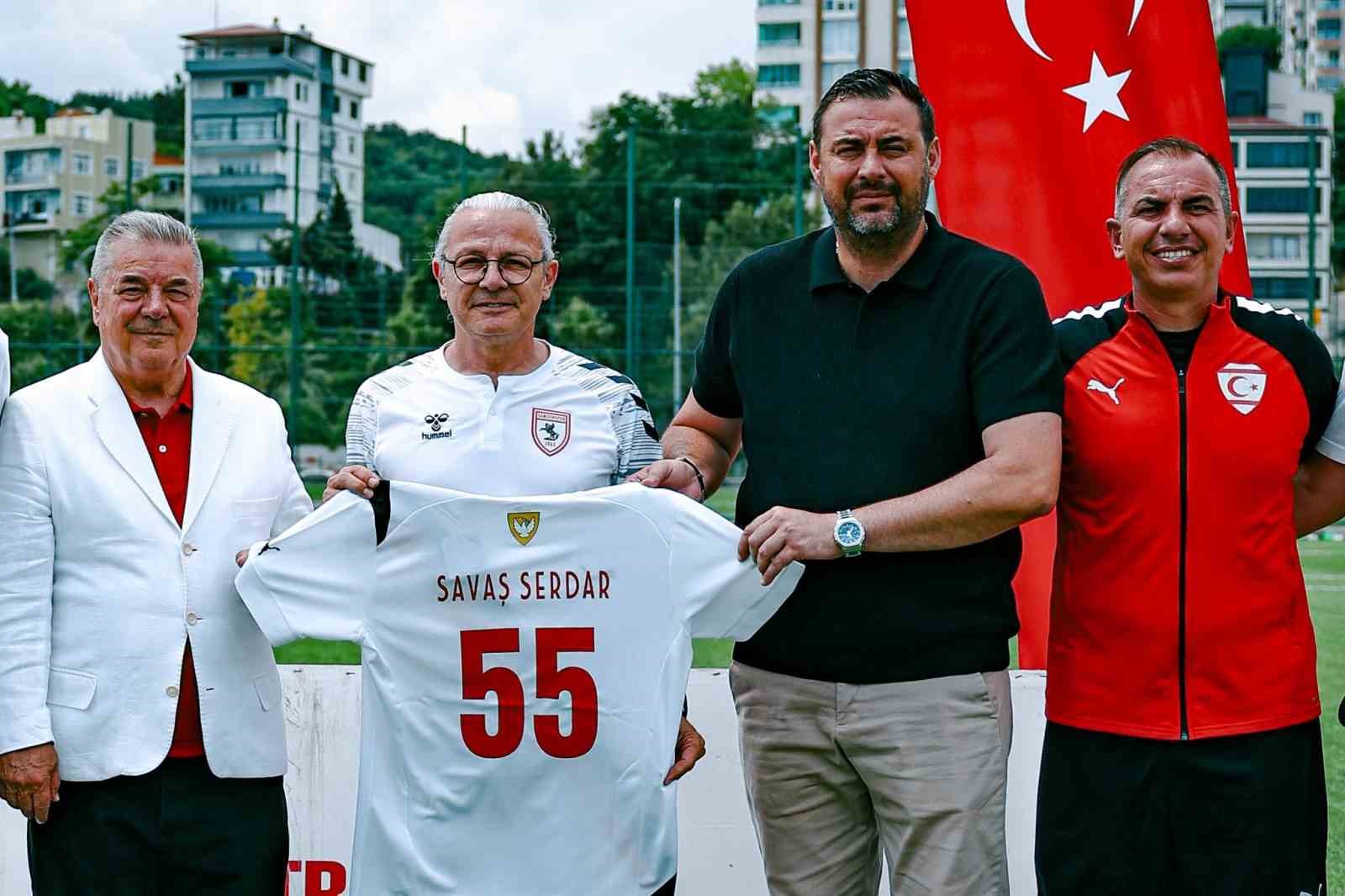samsunspor-ile-kktc-u12-milli-takimi-ndan-mete-adanir-anisina-dostluk-musabakasi