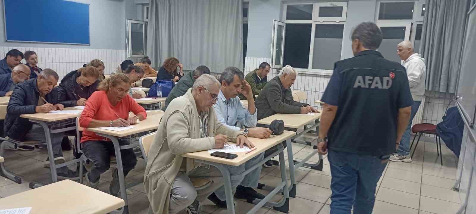 eskisehir-de-mahalle-bazli-afet-egitimi-verildi
