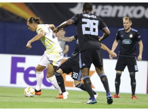 Uefa Avrupa Ligi: Dinamo Zagreb: 2 - Fenerbahçe: 0 (İlk Yarı)