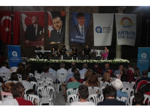 Perge’de Nostalji Rüzgarı Esti