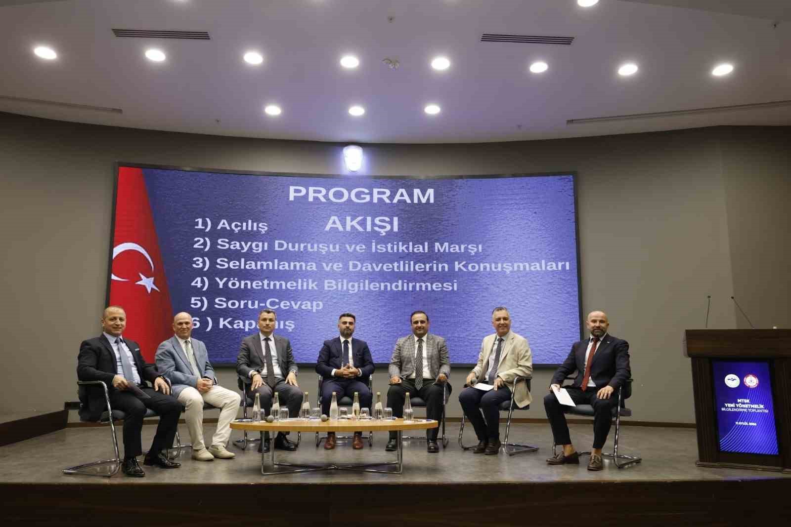 ehliyette-yeni-sinav-sistemi-uygulamasi-izmir-de-anlatildi
