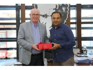 Fuat Çapa’dan Kazım Kurt’a Teşekkür Ziyareti