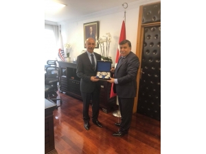 Başkan Mustafa Koca, Ulaştırma Ve Alt Yapı Bakan Yardımcısını Ziyaret Etti