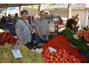 Anamur Pazarında Zam Şampiyonu Domates