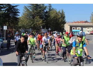 Çevre Bilinci Oluşturmak İçin Pedalladılar