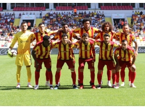 Spor Toto Süper Lig: Evkur Yeni Malatyaspor: 0 - Çaykur Rizespor: 0 (Maç Devam Ediyor)