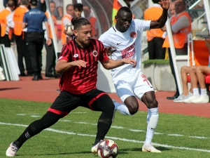 Spor Toto 1. Lig: Ümraniyespor: 0 - Gençlerbirliği: 2 (Maç Sonucu)
