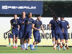 Fenerbahçe, Derbi Hazırlıklarını Sürdürdü