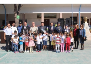 Ayvalık’ta Yeni Eğitim Ve Öğretim Sazlı, Sözlü Programla Resmi Olarak Başladı