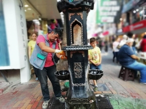 İzmit’te Park Ve Yeşil Alanlarda Bakım Yapıldı