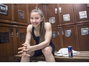 ‘Altın Kız’ Ayşe Begüm Onbaşı Madalyaya Doymuyor