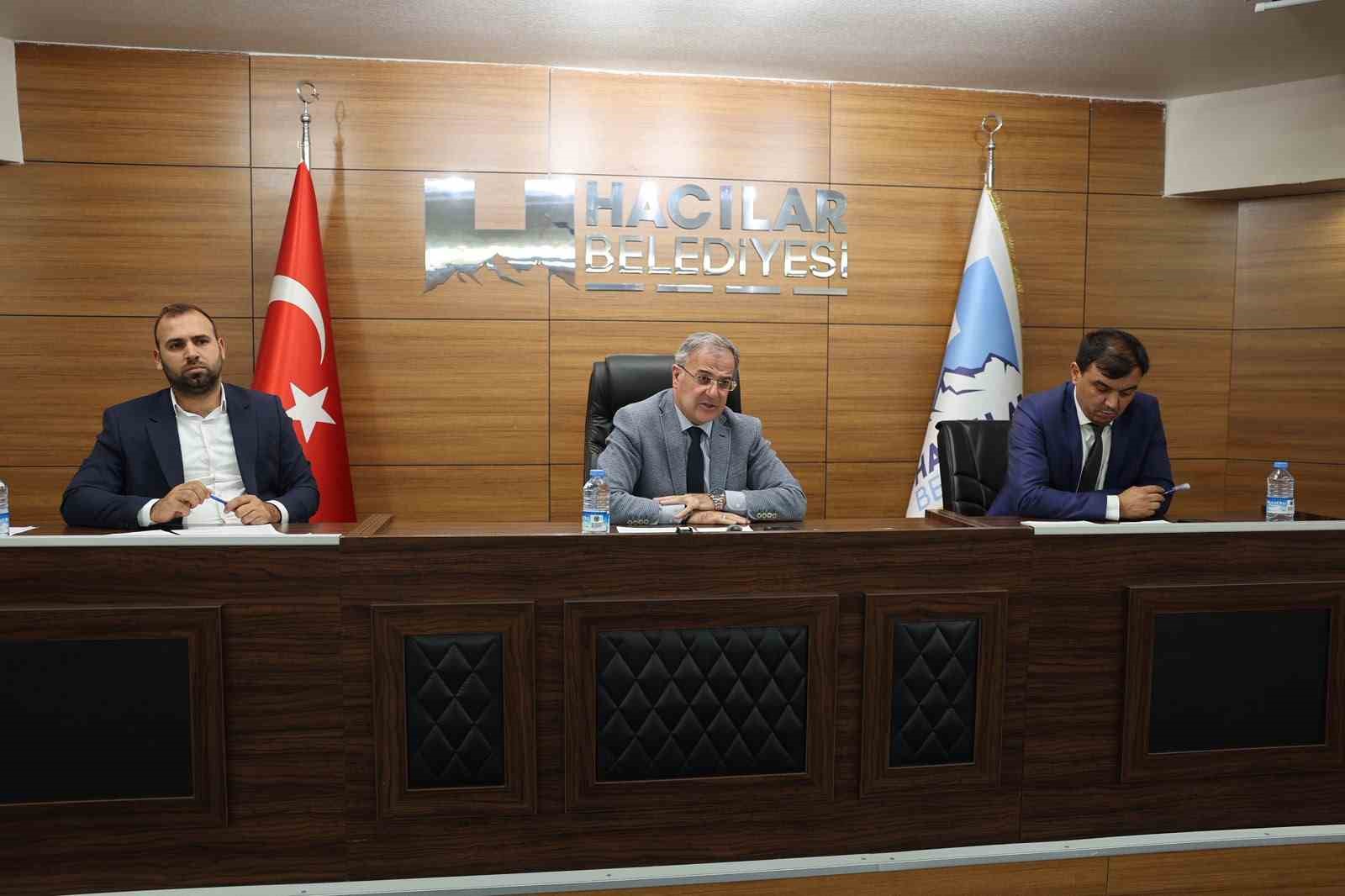 baskan-ozdogan-her-karar-hacilar-in-gelecegi-icin