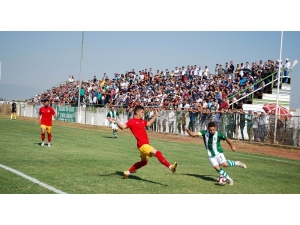 Salihli Belediyespor 3 Puanı 3 Golle Aldı