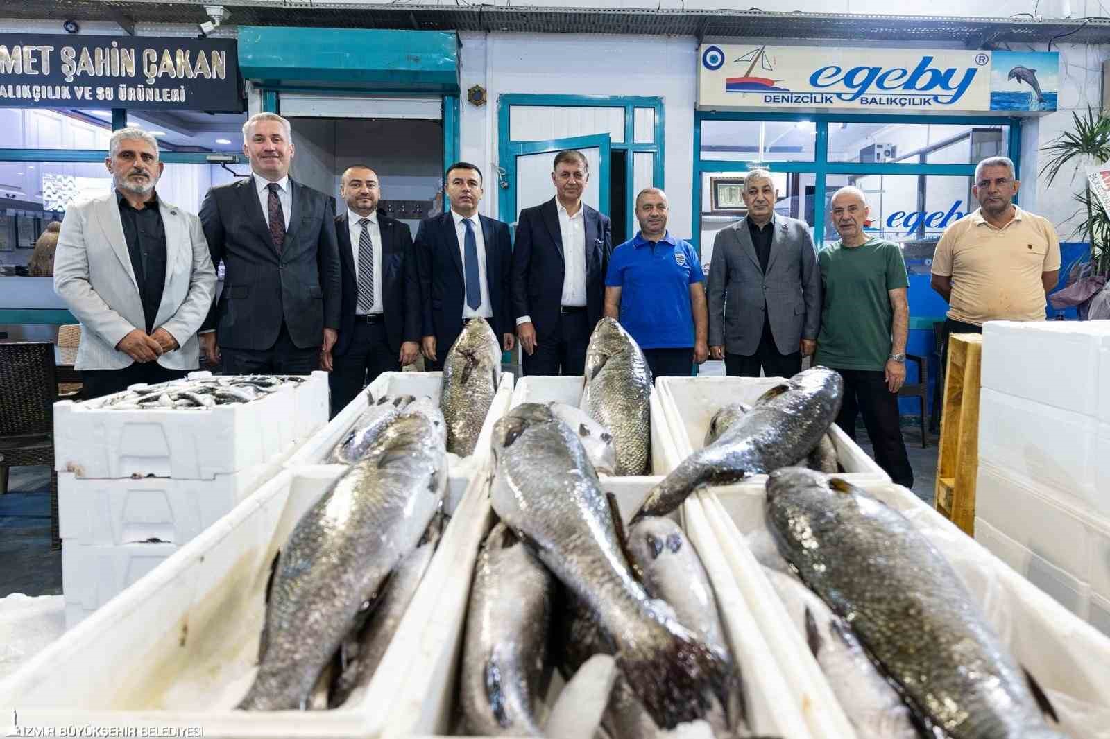 baskan-tugay-sezonun-ilk-mezadina-katildi
